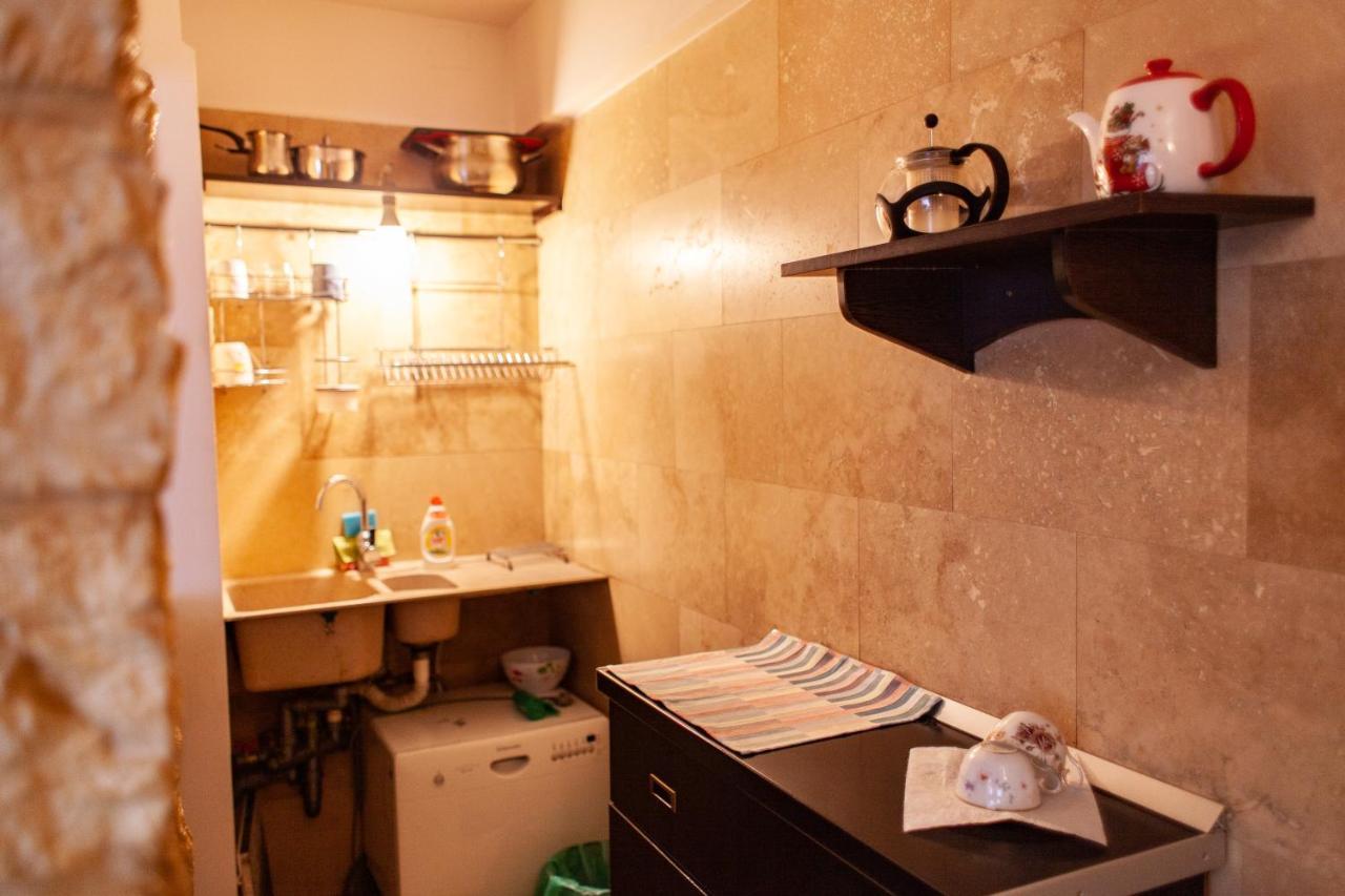 Spacious Apartment In City Centre Iasi Esterno foto